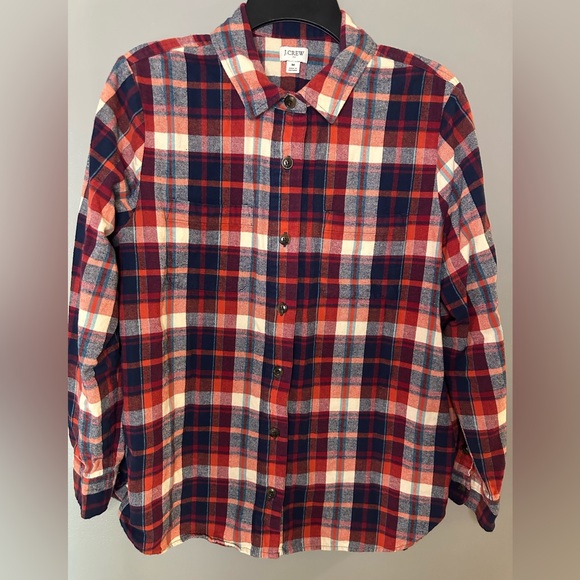 J. Crew Red and Blue Plaid Flannel  Shirt with a pocket on each side for hands - Picture 1 of 8